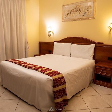 Alla Basilica Rooms Rome Exterior photo